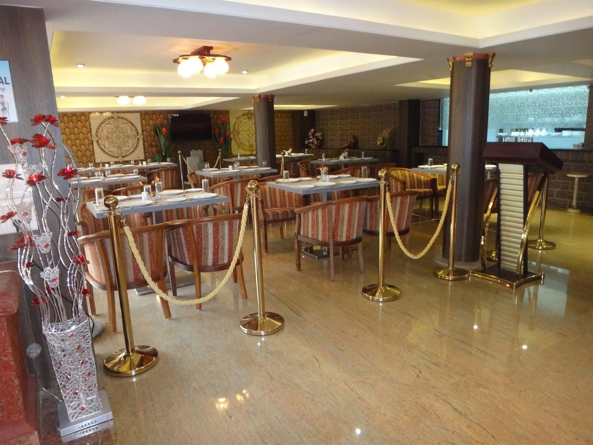 La Grace Resort Бенаулім Екстер'єр фото